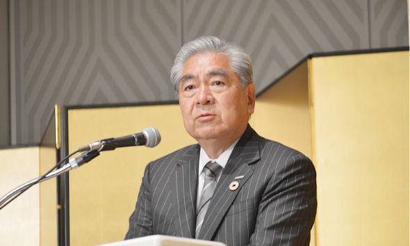 黒田章裕氏